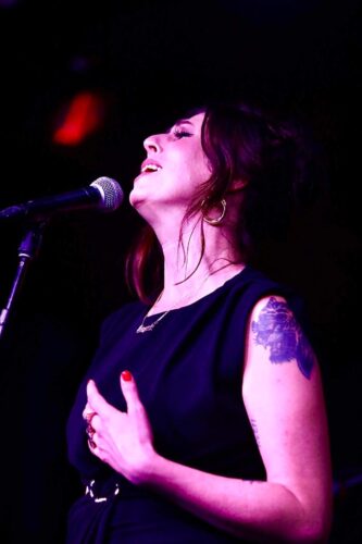 Mara Kaye celebrates blues pioneers in Kula on Oct. 27